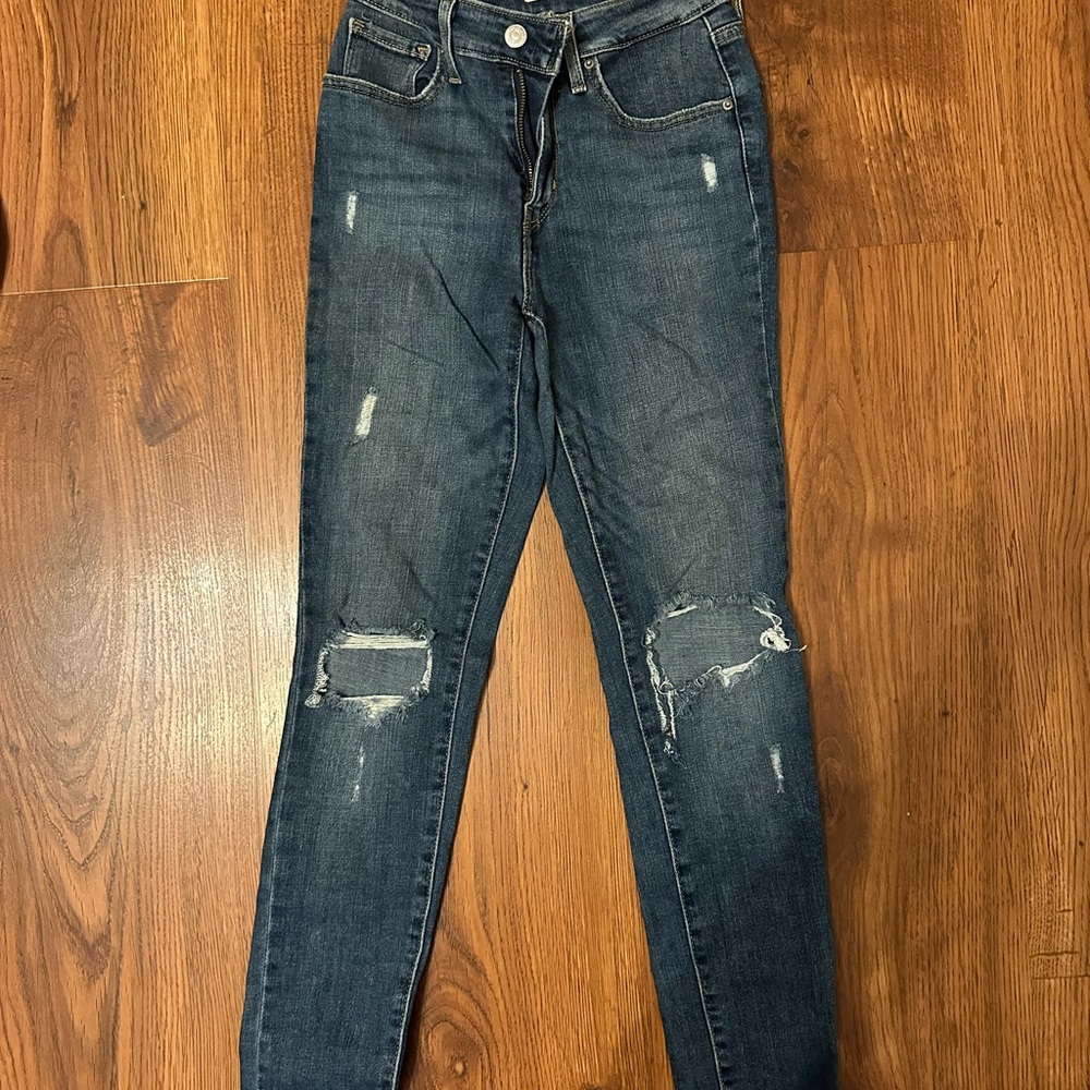 Levi's Dark Blue Distressed Skinny Jeans